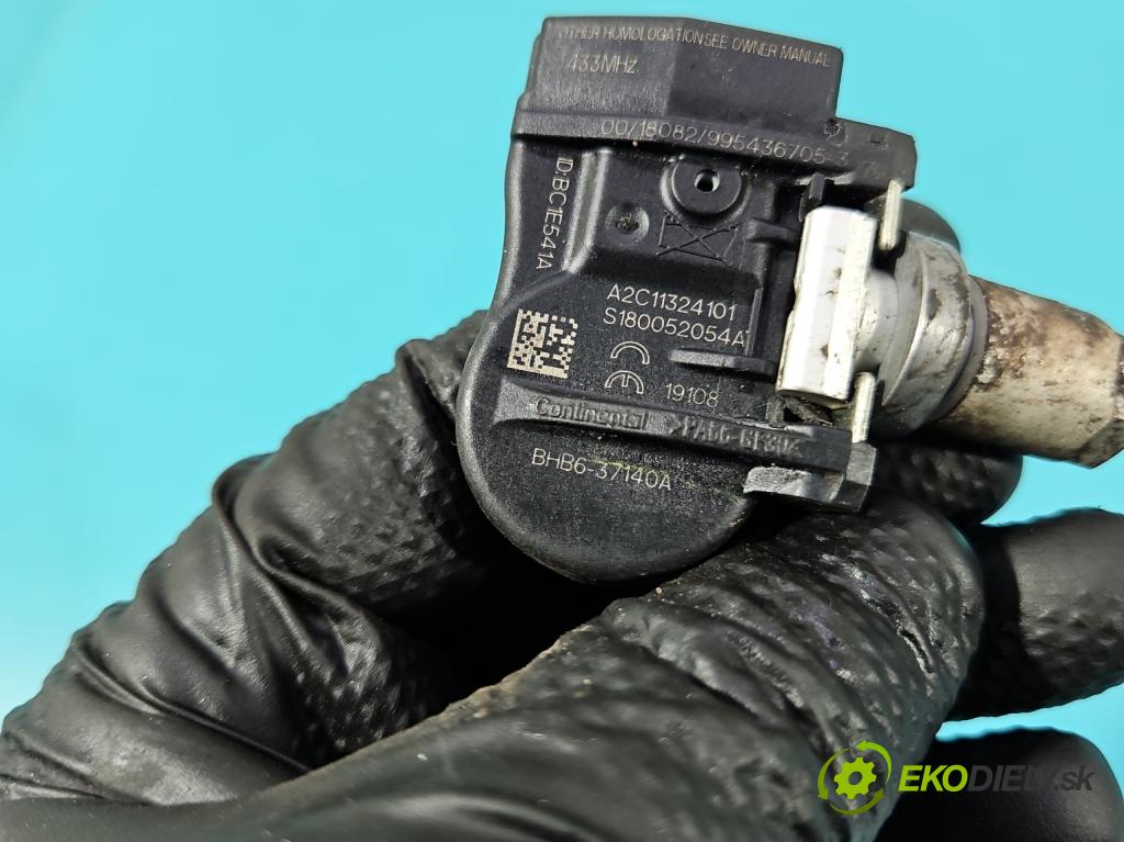 Mazda 6 III GJ 2012-2024 2.0 16V 145 hp automatic 107 kW 1998 cm3 5- snímač tlaku pneumatika A2C11324101 (Snímač tlaku v pneumatice)