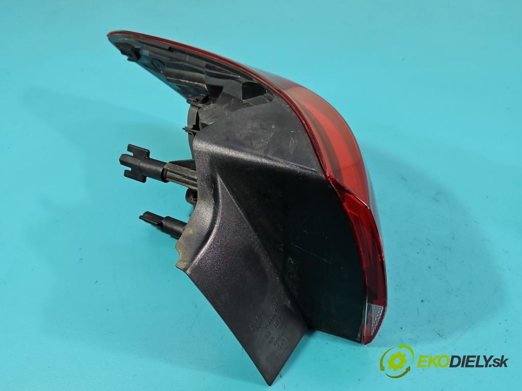 Opel Astra V  2015-2022 1.5 cdti 122 HP manual 90 kW 1496 cm3 5- svetlo / reflektor zadné pravé 39077375 (Kľučka dverí ostatné)