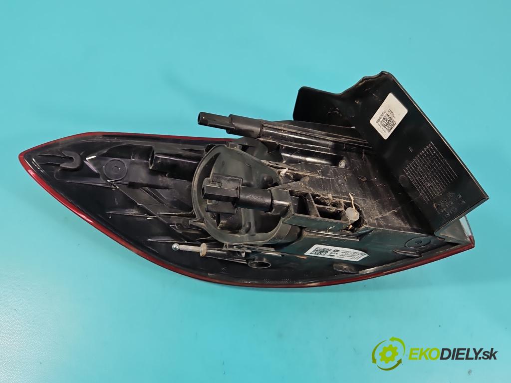 Opel Astra V  2015-2022 1.5 cdti 122 HP manual 90 kW 1496 cm3 5- svetlo / reflektor zadné pravé 39077375 (Kľučka dverí ostatné)