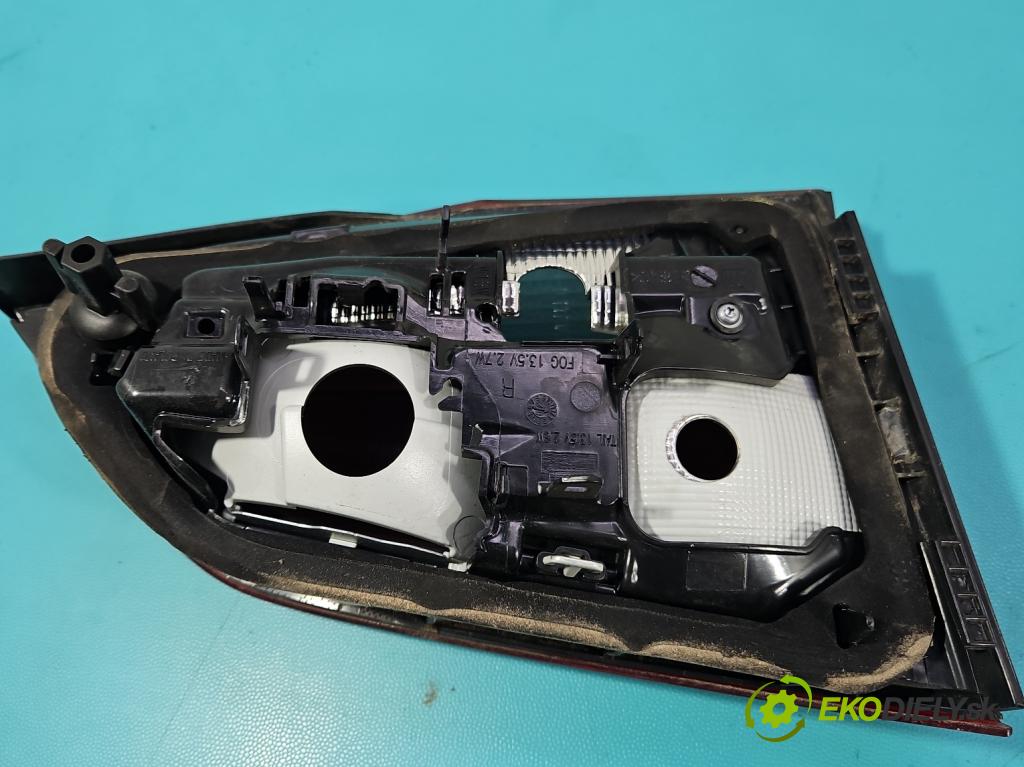 Opel Astra V  2015-2022 1.5 cdti 122 HP manual 90 kW 1496 cm3 5- svetlo / reflektor zadné pravé 39077381 (Kľučka dverí ostatné)