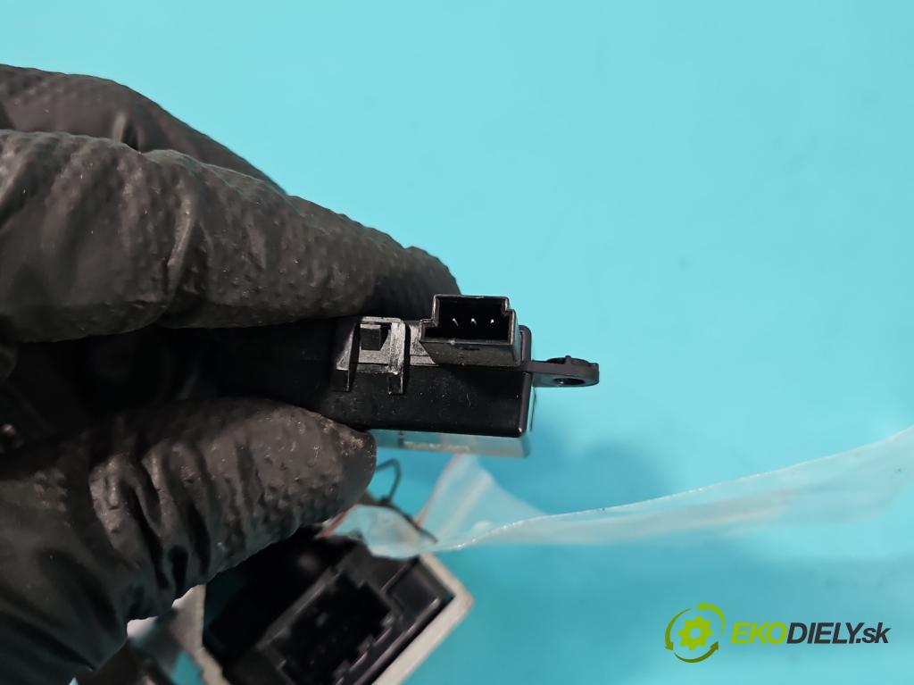 Opel Astra V  2015-2022 1.5 cdti 122 hp manual 90 kW 1496 cm3 5- spínací skříňka 39228689 (Spínací skříňka)