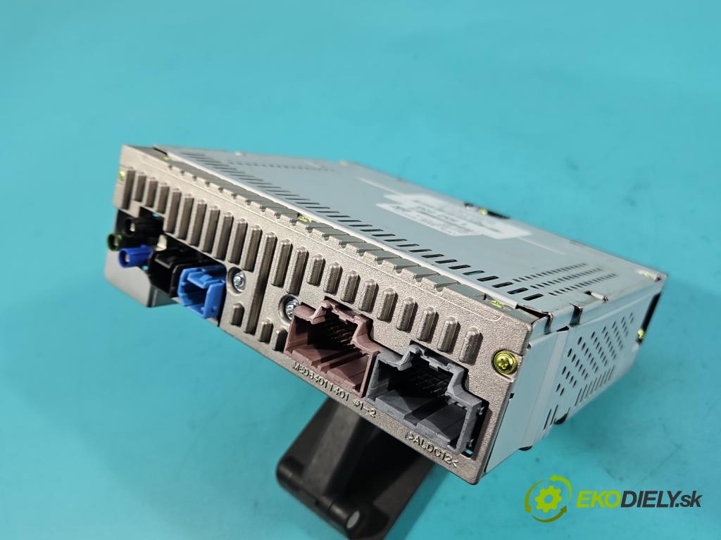 Opel Astra V  2015-2022 1.5 cdti 122 HP manual 90 kW 1496 cm3 5- Radio originál 39238750