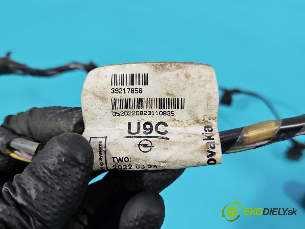 Opel Astra V  2015-2022 1.5 cdti 122 hp manual 90 kW 1496 cm3 5- snímač parkování 39217858