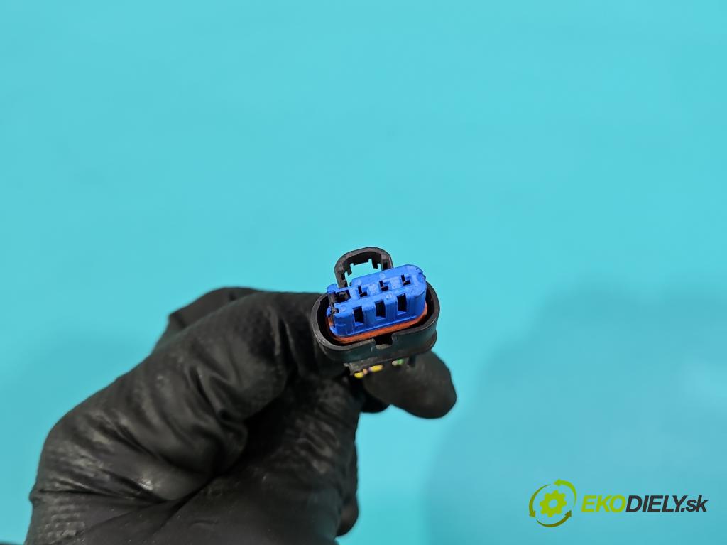 Opel Astra V  2015-2022 1.5 cdti 122 hp manual 90 kW 1496 cm3 5- snímač parkování 39217858