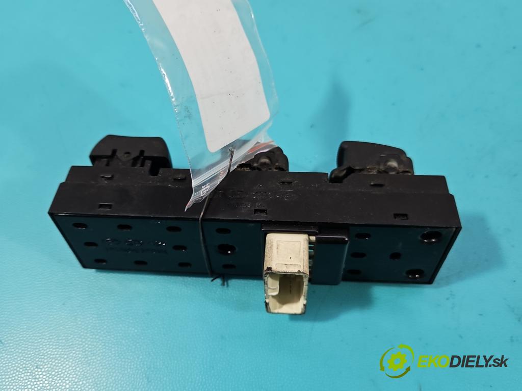 Hyundai Tucson I 2004-2009 2.0 crdi 136hp manual 100 kW 1991 cm3 5- Přepínač oken zpětných zrcátek