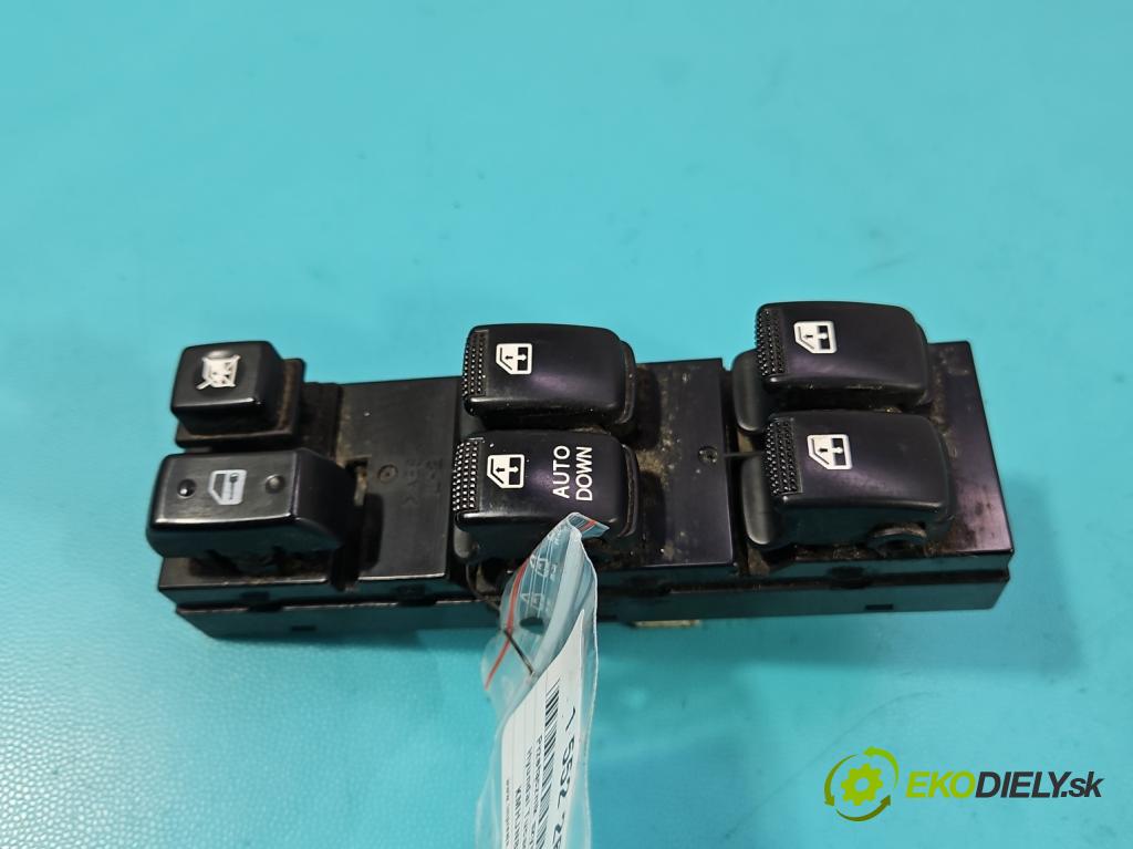 Hyundai Tucson I 2004-2009 2.0 crdi 136hp manual 100 kW 1991 cm3 5- Přepínač oken zpětných zrcátek