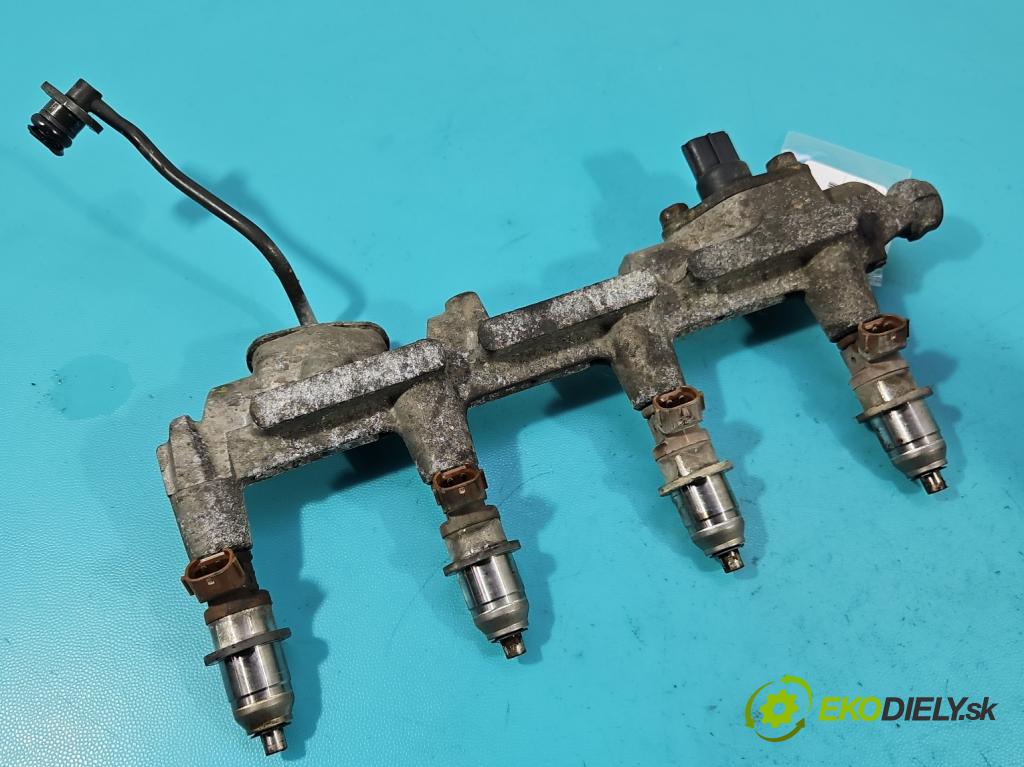 Mitsubishi Pajero Pinin 1998-2007 2.0 GDI 129 HP manual 95 kW 1999 cm3 5- vstrek E7T05072 (Vstrekovač paliva)