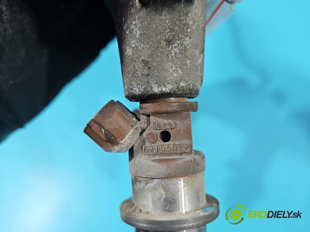 Mitsubishi Pajero Pinin 1998-2007 2.0 GDI 129 HP manual 95 kW 1999 cm3 5- vstrek E7T05072 (Vstrekovač paliva)