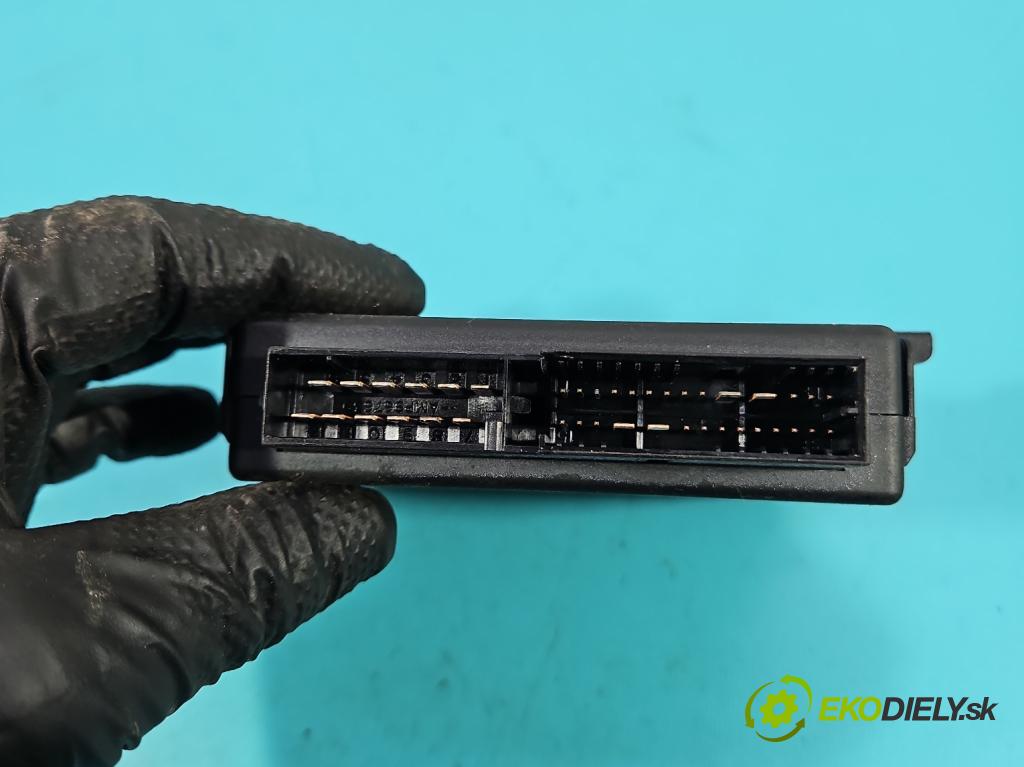 Opel Astra II 1998-2009 1.8 16V 116 hp manual 85 kW 1796 cm3 5- řídící jednotka motoru 90560476