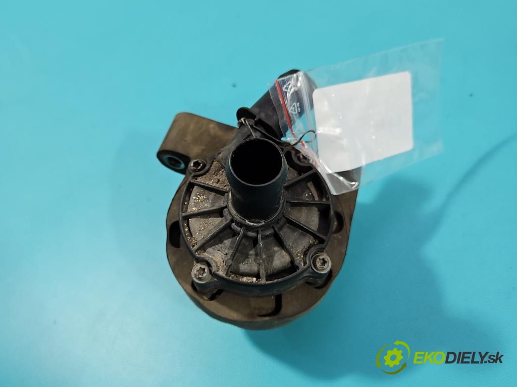 Opel Astra V  2015-2022 1.5 cdti 122 hp manual 90 kW 1496 cm3 5- čerpadlo oběh: vody 39215986