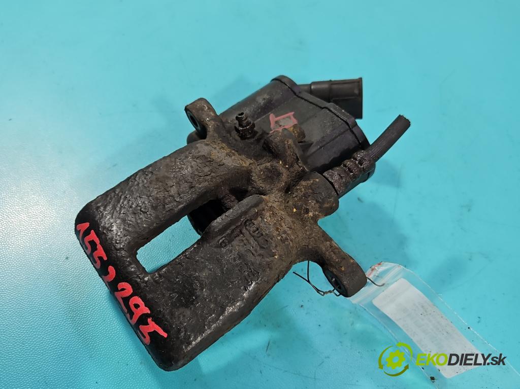 Audi A6 C6 2004-2011 3.0 tdi 232KM automatic 171 kW 2967 cm3 5- brzdič zadné ľavý  (Kľučka dverí ostatné)