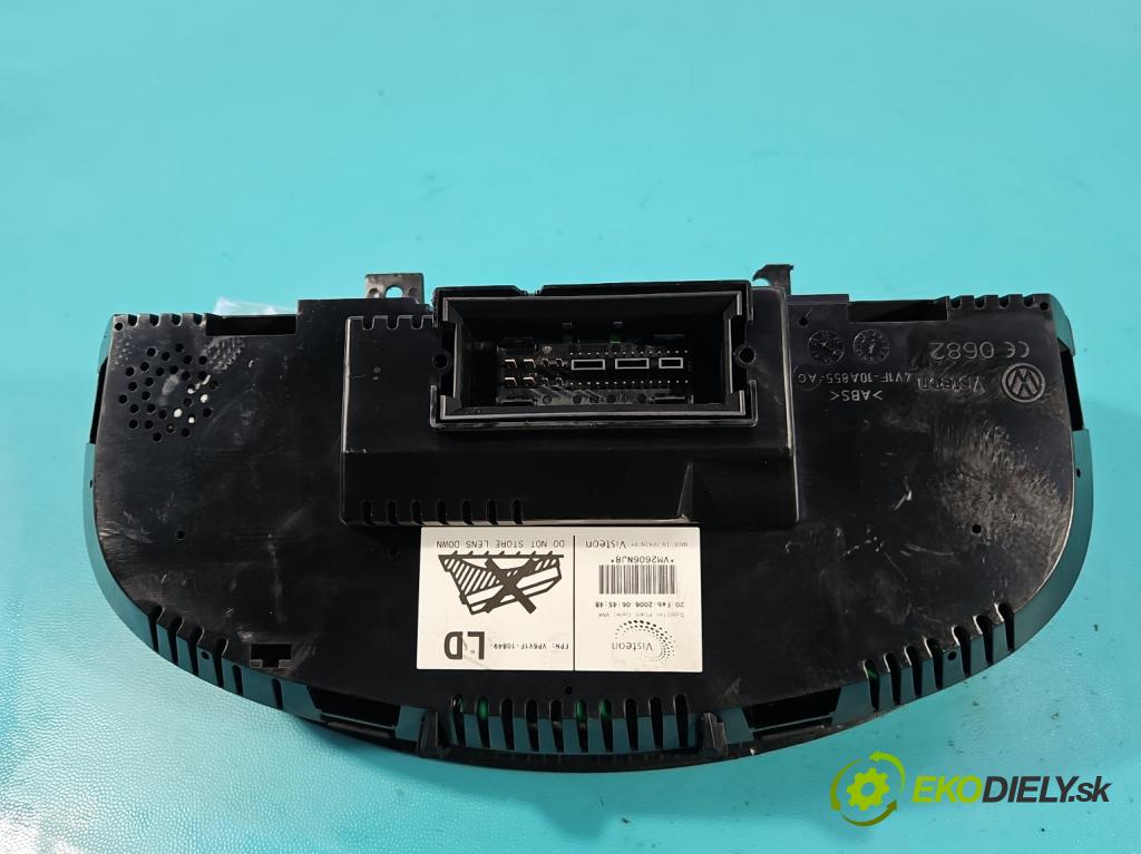 Vw Golf V 2003-2009 1.4 FSI 90 HP manual 66 kW 1390 cm3 5- prístrojovka/ budíky 1K0920862H (Prístrojová doska)
