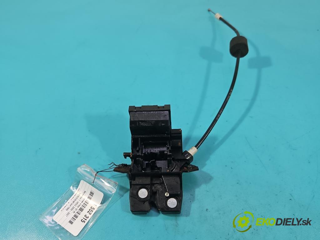 Mercedes C W203 2000-2007 1.8 kompressor 143 HP manual 105 kW 1796 cm3 4- zámok kufrové dvere zadné A1717500085