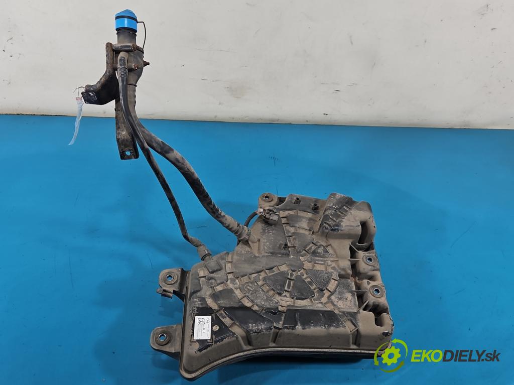 Opel Astra V  2015-2022 1.5 cdti 122 HP manual 90 kW 1496 cm3 5- Nádrž: AdBlue: 39238615