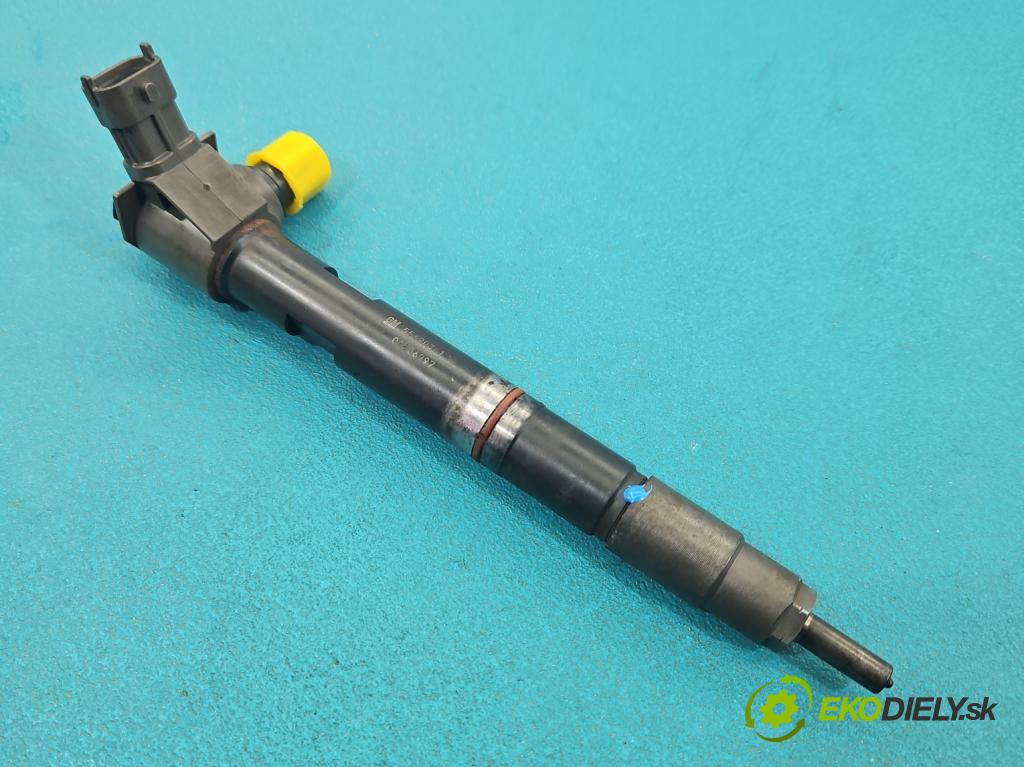 Opel Astra V  2015-2022 1.5 cdti 122 HP manual 90 kW 1496 cm3 5- vstrek 55490361 (Vstrekovač paliva)