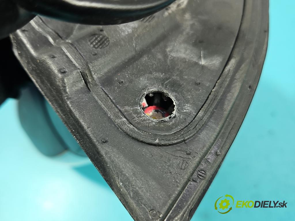 Vw Golf V 2003-2009 1.4 FSI 90 HP manual 66 kW 1390 cm3 5- zrkadlo ľavé  (Kľučka dverí ostatné)