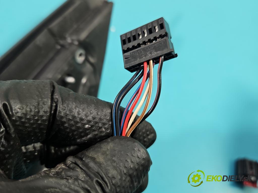 Vw Golf V 2003-2009 1.4 FSI 90 HP manual 66 kW 1390 cm3 5- zrkadlo ľavé  (Kľučka dverí ostatné)