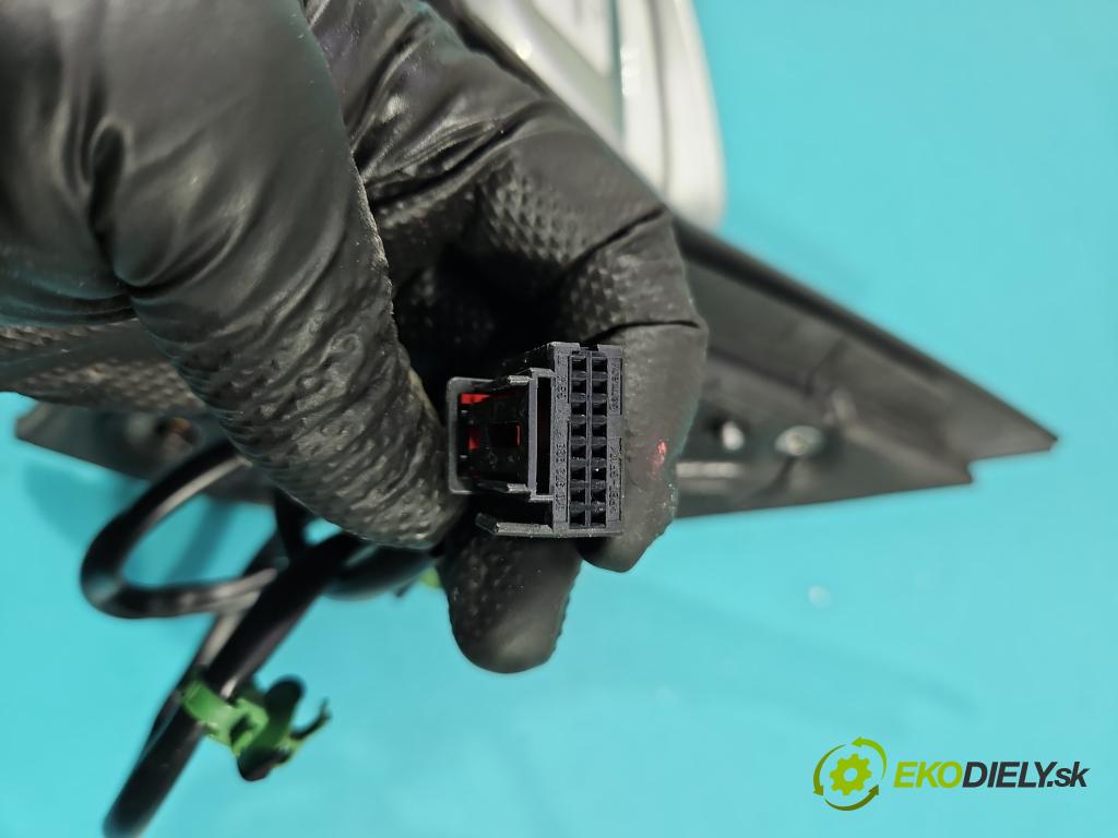 Vw Golf V 2003-2009 1.4 FSI 90 HP manual 66 kW 1390 cm3 5- zrkadlo ľavé  (Kľučka dverí ostatné)