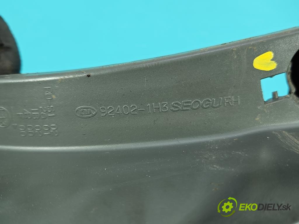 Kia Ceed I 2006-2012 2.0 crdi 140 HP manual 103 kW 1991 cm3 5- svetlo / reflektor zadné pravé 92402-1H3 (Kľučka dverí ostatné)