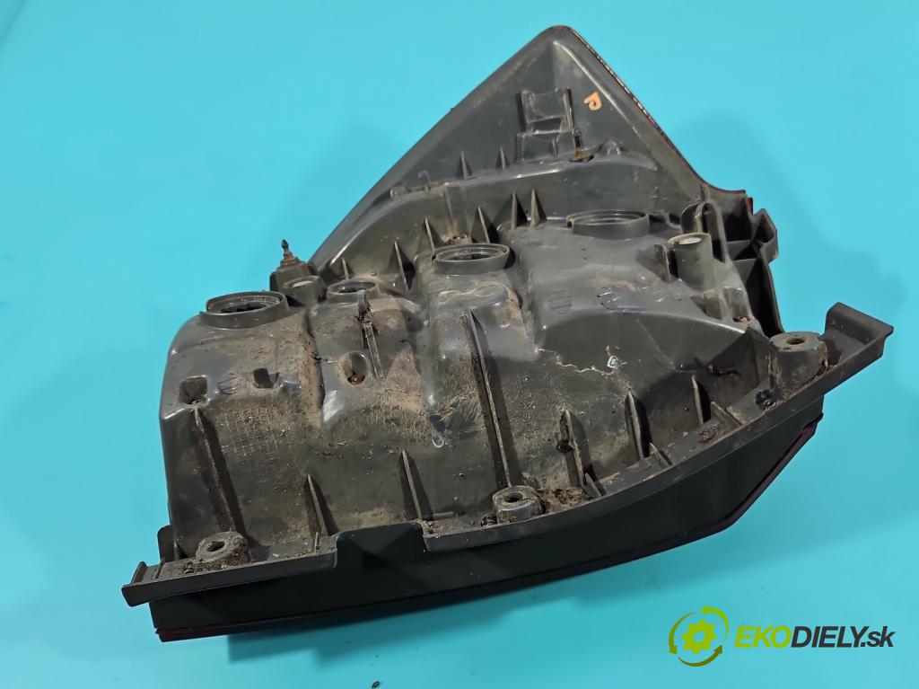 Kia Ceed I 2006-2012 2.0 crdi 140 HP manual 103 kW 1991 cm3 5- svetlo / reflektor zadné pravé 92402-1H3 (Kľučka dverí ostatné)