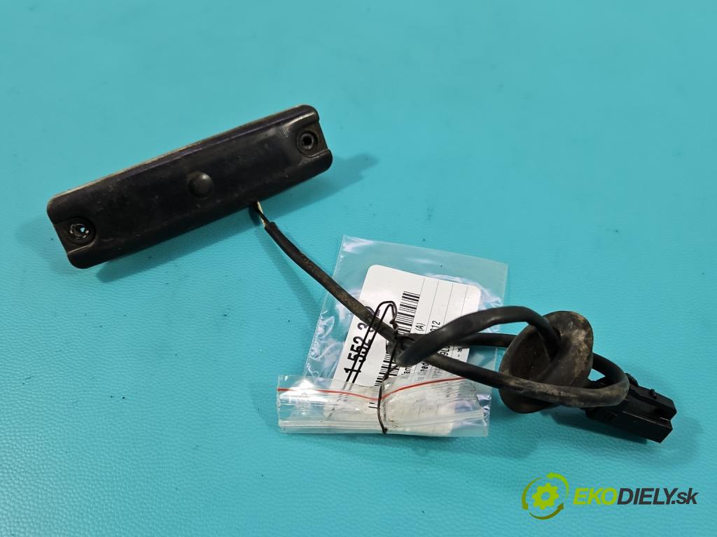 Kia Ceed I 2006-2012 2.0 crdi 140 HP manual 103 kW 1991 cm3 5- rukoväť kufrové dvere zadné