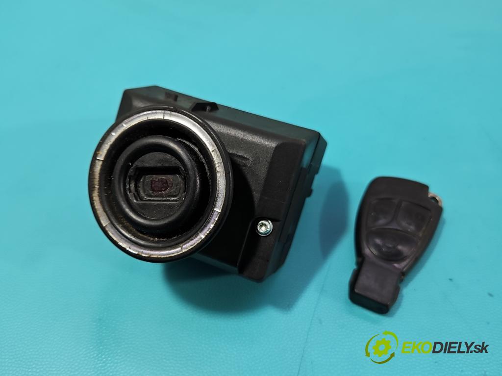 Mercedes C W203 2000-2007 1.8 kompressor 143 HP manual 105 kW 1796 cm3 4- Spínačka 2095450508 (Spínacia skrinka)