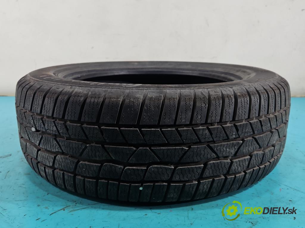 Audi A4 B8 2007-2015 2.0 tdi 136 HP manual 100 kW 1968 cm3 4- pneumatika zimné pár