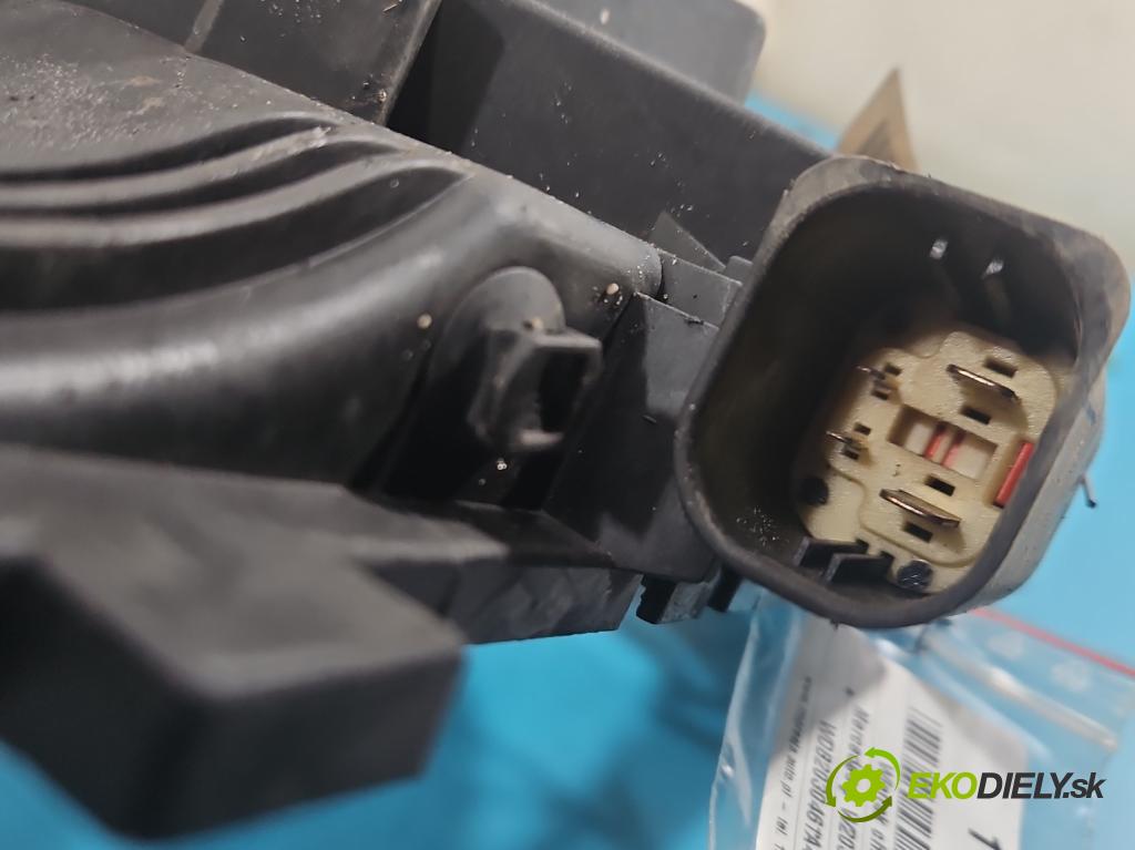 Mercedes C W203 2000-2007 1.8 kompressor 143 hp manual 105 kW 1796 cm3 4- ventilátor chladič A2035409807