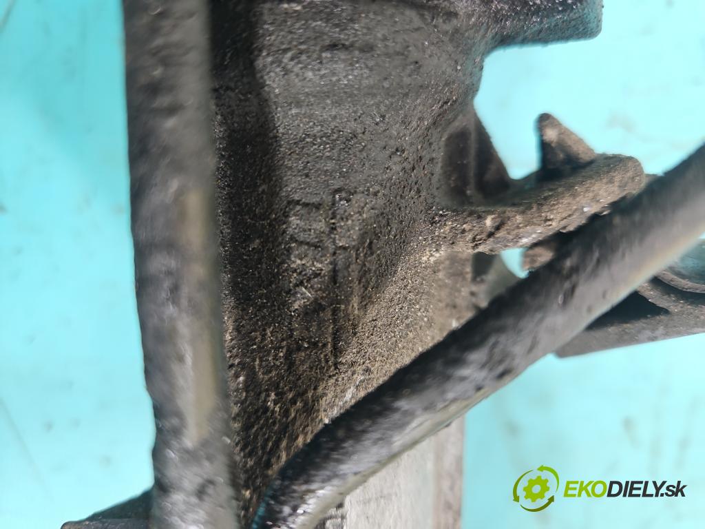 Opel Astra II 1998-2009 1.8 16V 116 HP manual 85 kW 1796 cm3 5- Ozubené kolo: volant