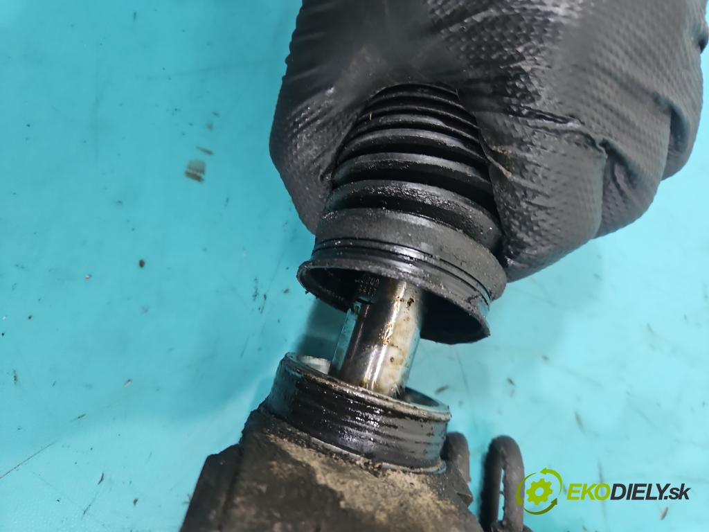 Opel Astra II 1998-2009 1.8 16V 116 HP manual 85 kW 1796 cm3 5- Ozubené kolo: volant