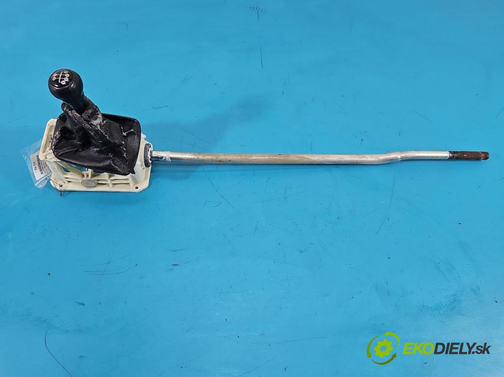 Opel Astra II 1998-2009 1.8 16V 116 HP manual 85 kW 1796 cm3 5- Páka: Změny: stupeň,rýchlosť 90523924 (Rýchlostná páka (kulisa))