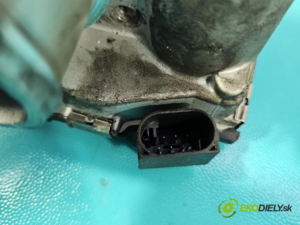 Mercedes C W203 2000-2007 1.8 kompressor 143 HP manual 105 kW 1796 cm3 4- klapka  (Škrtiaca klapka)