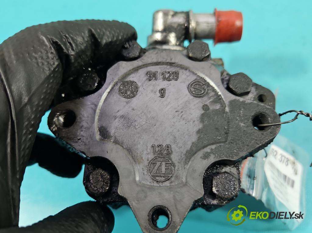 Audi A6 C6 2004-2011 3.0 tdi 232KM automatic 171 kW 2967 cm3 5- čerpadlo posilovač 4F0145156A (Servočerpadlo)