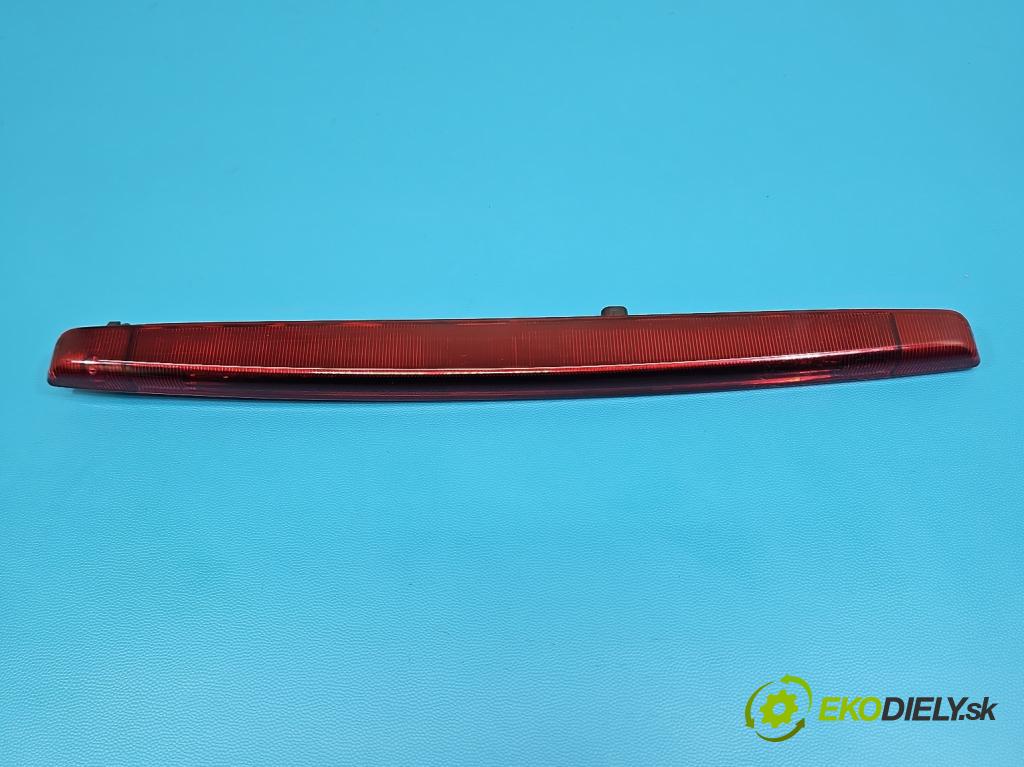 Skoda Kamiq 1.0 TSI 116 HP automatic 85 kW 999 cm3 5- světlo: stop: 654945097A