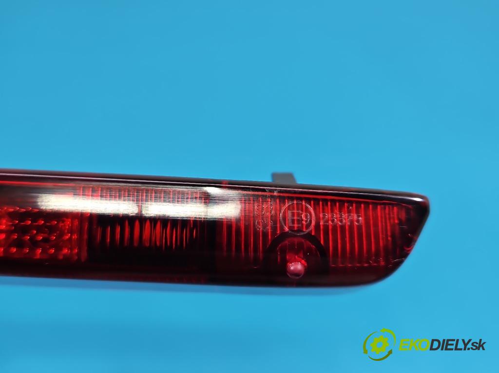 Skoda Kamiq 1.0 TSI 116 HP automatic 85 kW 999 cm3 5- světlo: stop: 654945097A