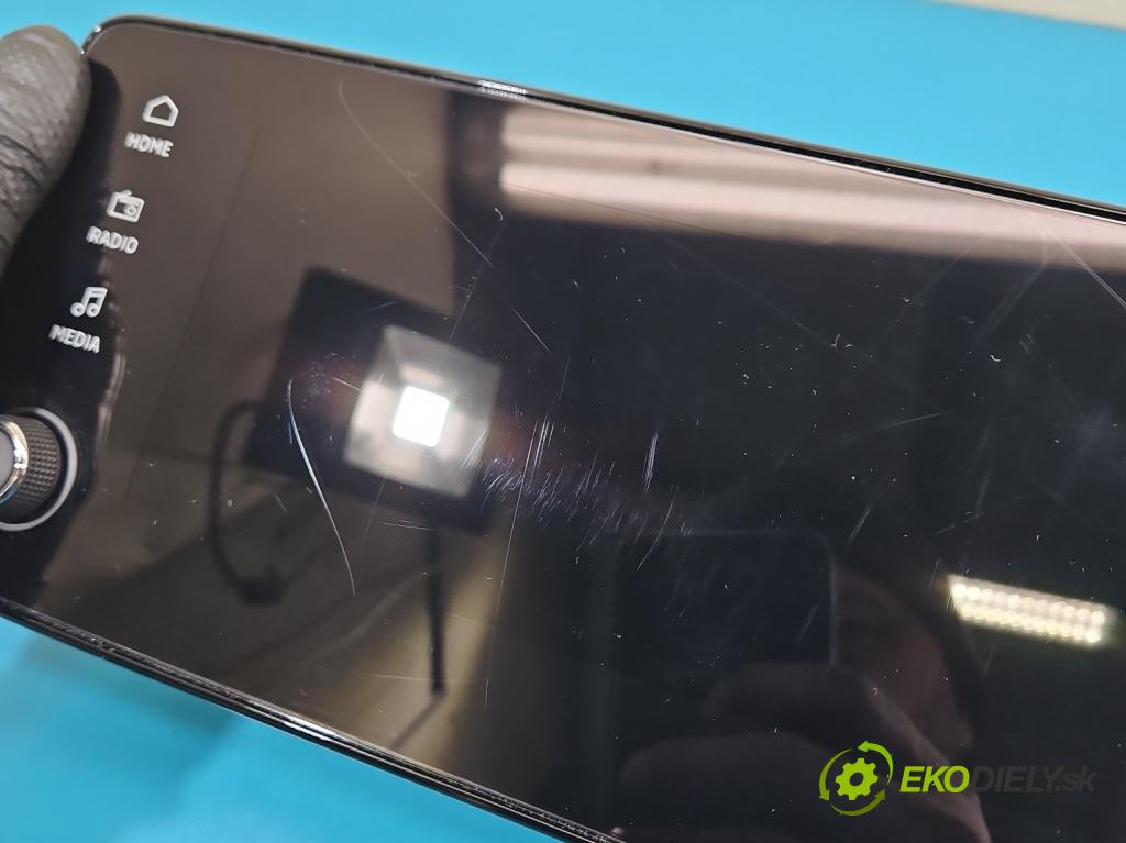 Skoda Kamiq 1.0 TSI 116 hp automatic 85 kW 999 cm3 5- Radio továrna: 657035869