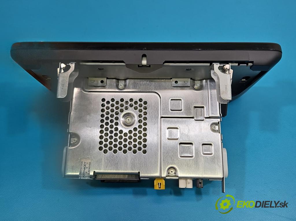 Skoda Kamiq 1.0 TSI 116 hp automatic 85 kW 999 cm3 5- Radio továrna: 657035869