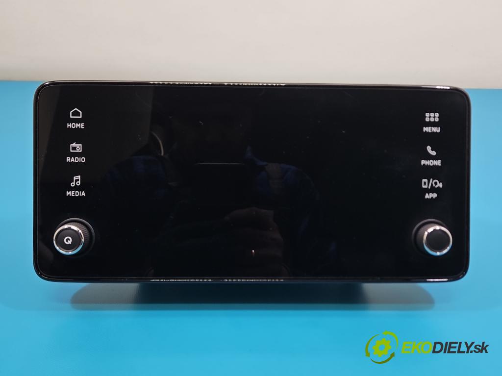 Skoda Kamiq 1.0 TSI 116 hp automatic 85 kW 999 cm3 5- Radio továrna: 657035869