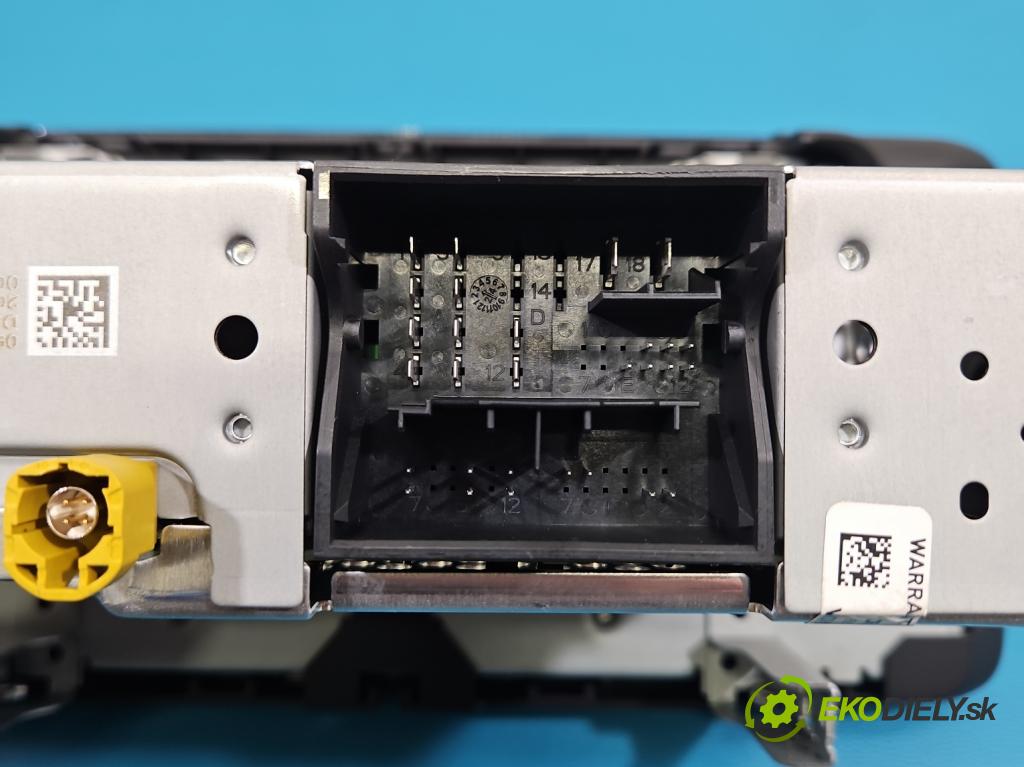 Skoda Kamiq 1.0 TSI 116 hp automatic 85 kW 999 cm3 5- Radio továrna: 657035869