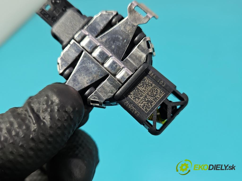 Skoda Kamiq 1.0 TSI 116 hp automatic 85 kW 999 cm3 5- snímač déšť: 81A907658 (Snímač deště)