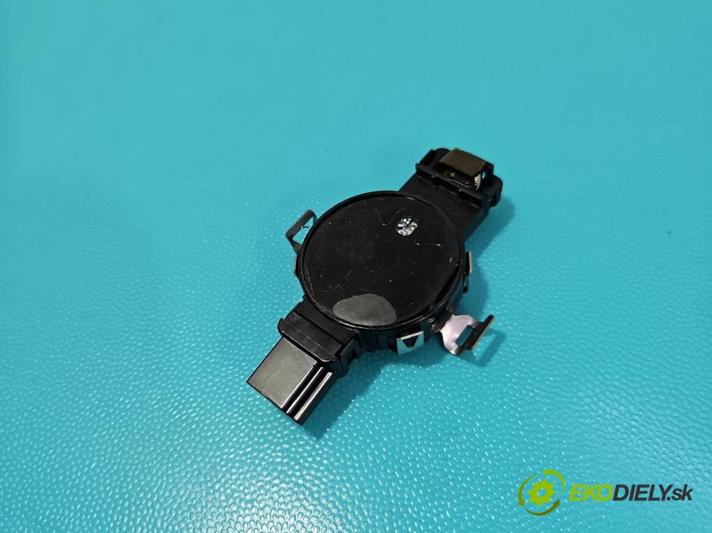 Skoda Kamiq 1.0 TSI 116 hp automatic 85 kW 999 cm3 5- snímač déšť: 81A907658 (Snímač deště)