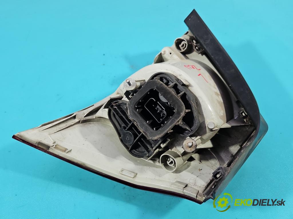 Vw Golf V 2003-2009 1.4 FSI BLN 90 hp manual 66 kW 1390 cm3 5- světlo zadní levé 1K6945095N (Klika dveří ostatní)