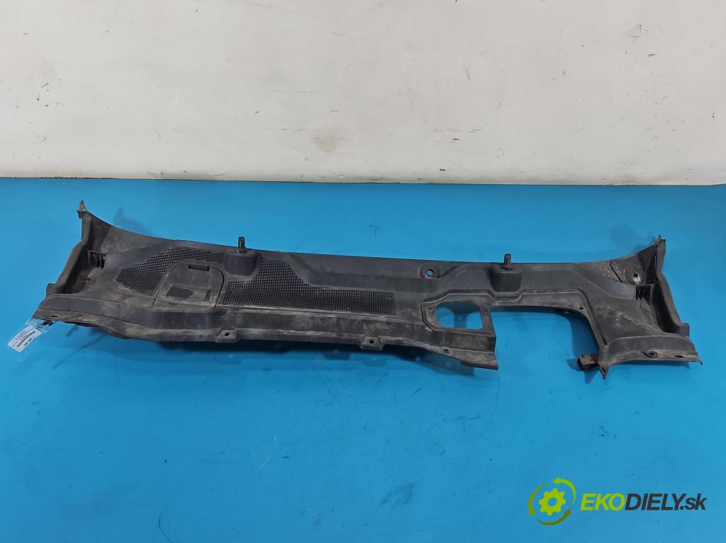 Land rover Discovery Sport 2014-2019 L550 2.0d 150 HP automatic 110 kW 1999 cm3 5- torpédo FK72-4105-A (Torpédo (plast pod čelným sklom))