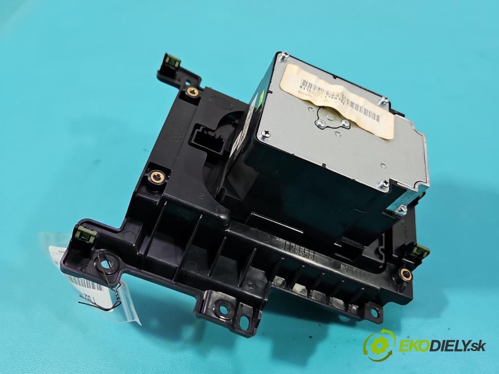 Land rover Discovery Sport 2014-2019 L550 2.0d 150 HP automatic 110 kW 1999 cm3 5- Páka: Změny: stupeň,rýchlosť HJ32-14C559-AB (Rýchlostná páka (kulisa))