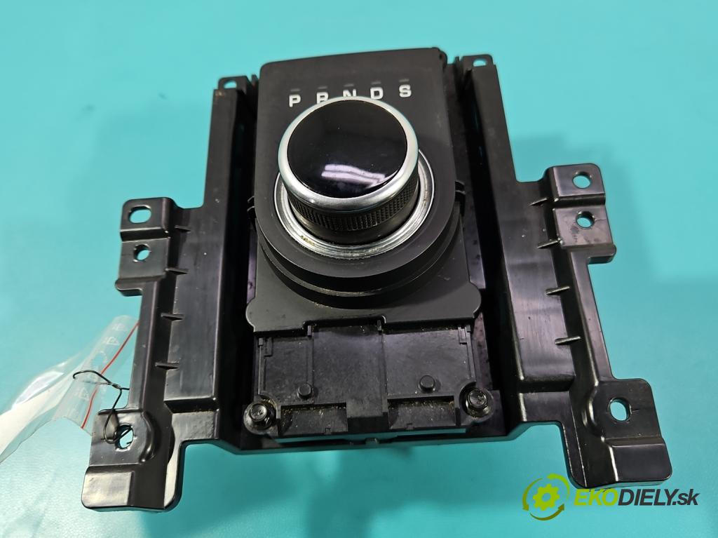 Land rover Discovery Sport 2014-2019 L550 2.0d 150 HP automatic 110 kW 1999 cm3 5- Páka: Změny: stupeň,rýchlosť HJ32-14C559-AB (Rýchlostná páka (kulisa))