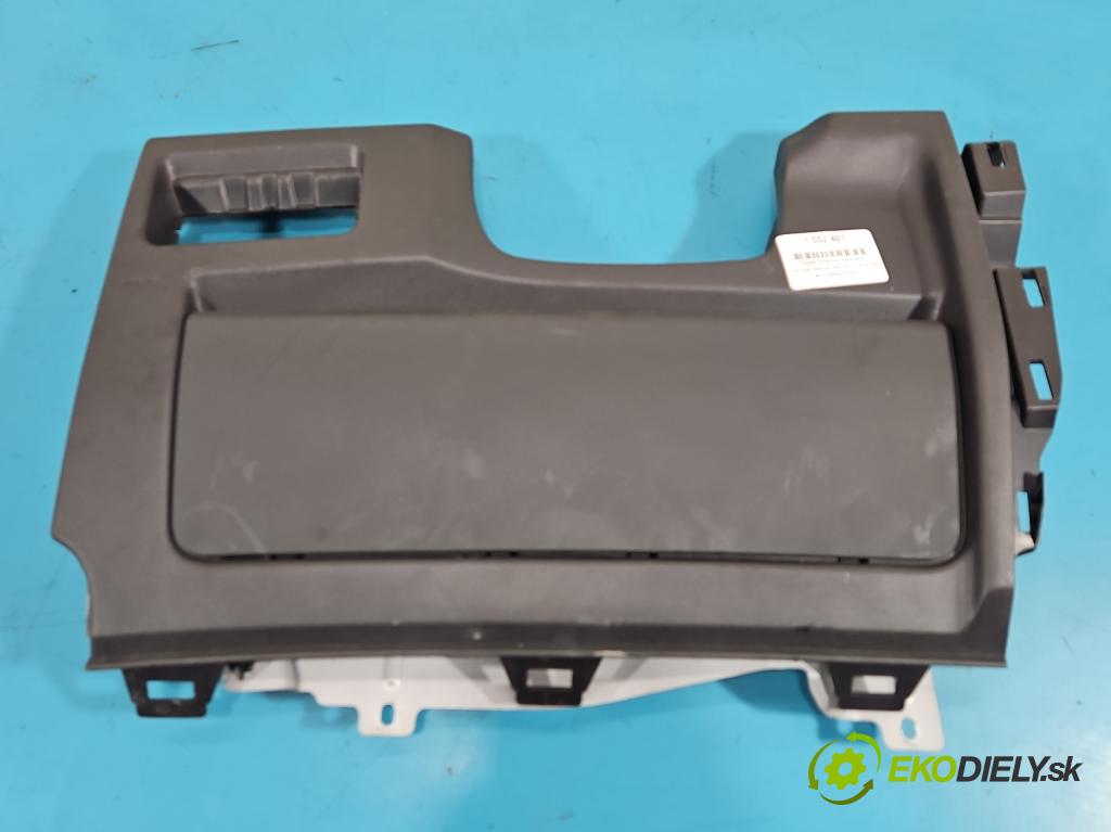 Land rover Discovery Sport 2014-2019 L550 2.0d 150 hp automatic 110 kW 1999 cm3 5- Polštář: vzduch: 08176-1788794