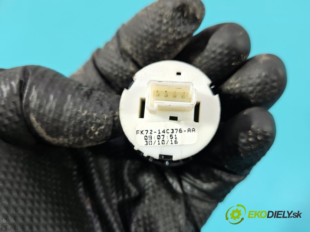 Land rover Discovery Sport 2014-2019 L550 2.0d 150 HP automatic 110 kW 1999 cm3 5- prepínač ostatné FK72-14C376-AA