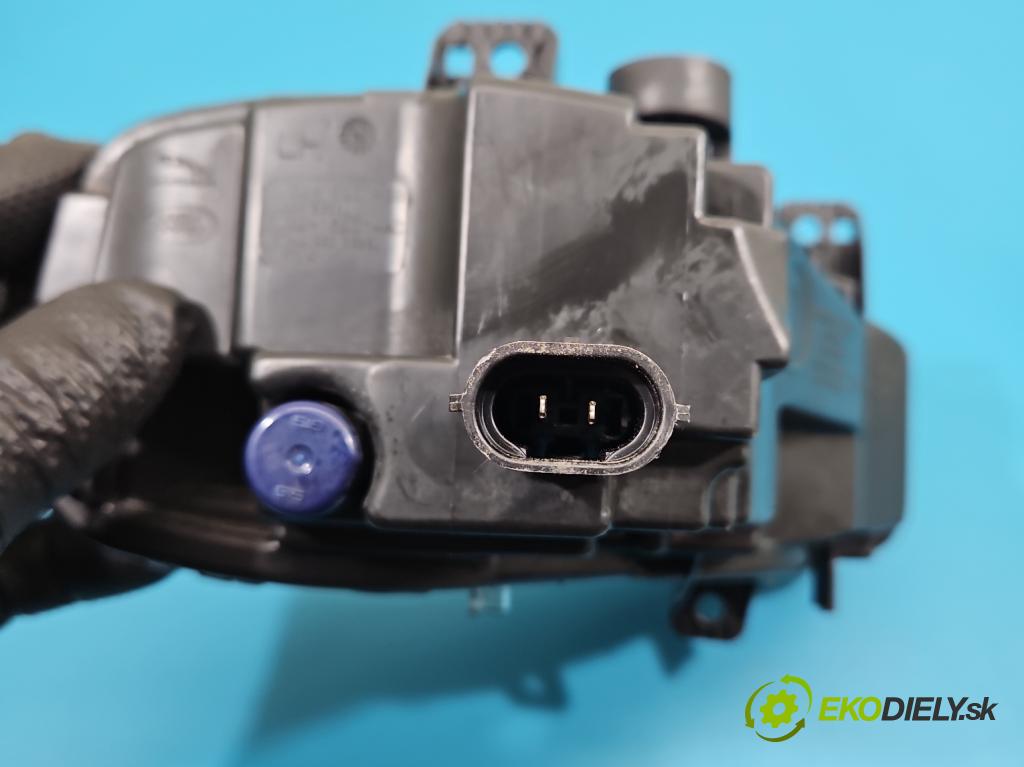 Land rover Discovery Sport 2014-2019 L550 2.0d 150 HP automatic 110 kW 1999 cm3 5- Halogen ľavý FJ32-15201-AC (Kľučka dverí ostatné)