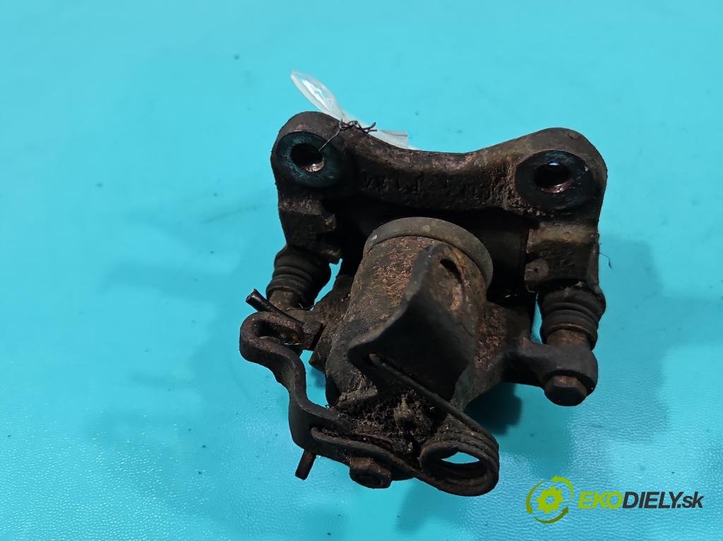 Fiat Ulysse II 2002-2010 2.2 jtd 128 HP manual 94 kW 2179 cm3 5- brzdič zadné pravý  (Kľučka dverí ostatné)