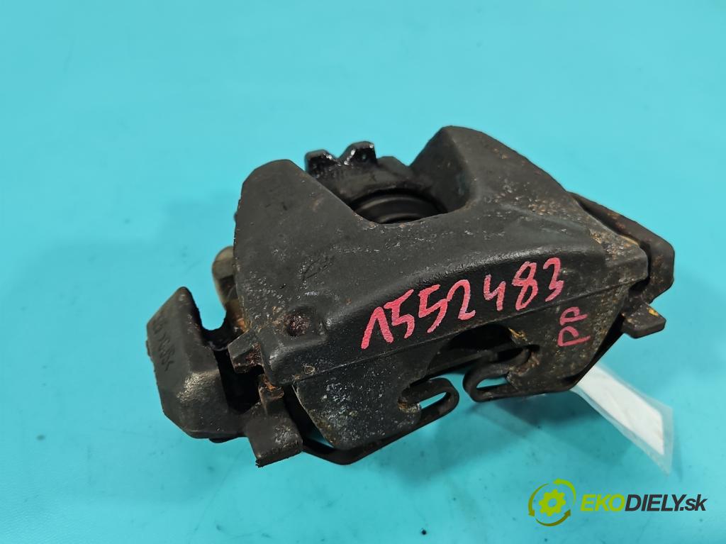 Land rover Discovery Sport 2014-2019 L550 2.0d 150 HP automatic 110 kW 1999 cm3 5- brzdič predné pravý  (Kľučka dverí ostatné)